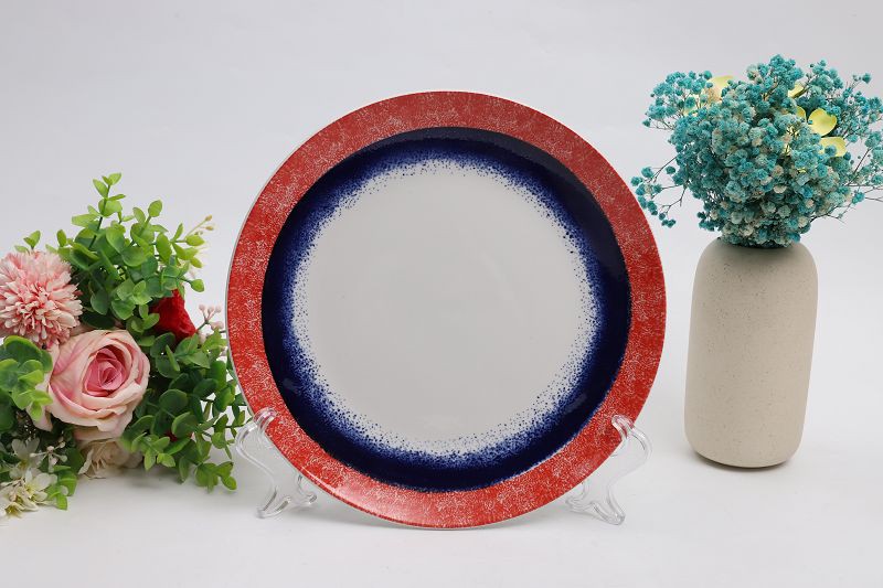 Farfurie ceramica in cuptor