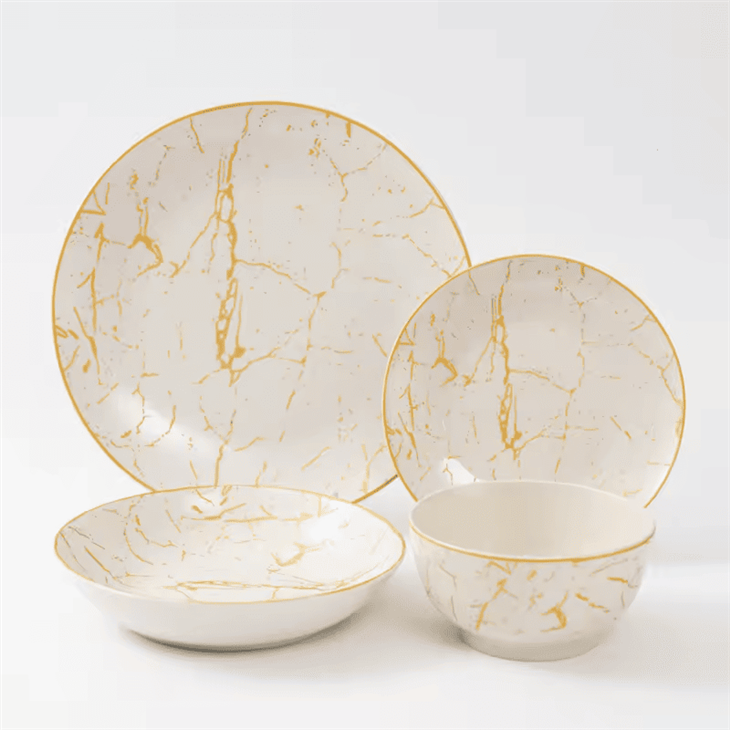 Set de tacâmuri ceramice 4