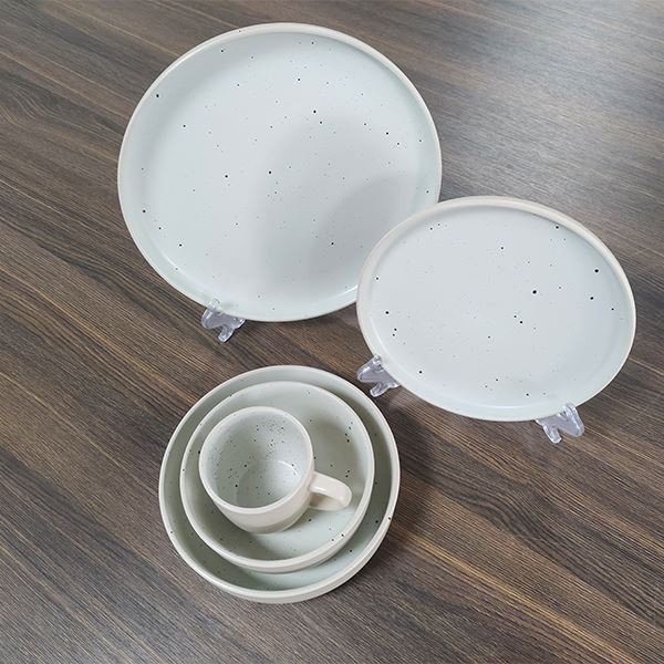 Set de vesela din ceramică rafinat de înaltă calitate