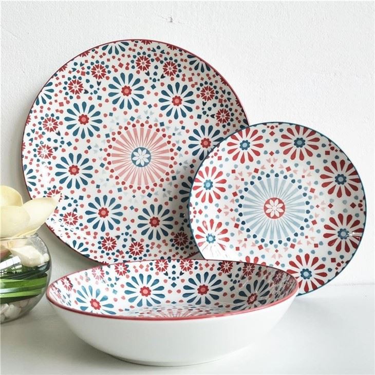 18 Pieces Ceramic Dinnerware