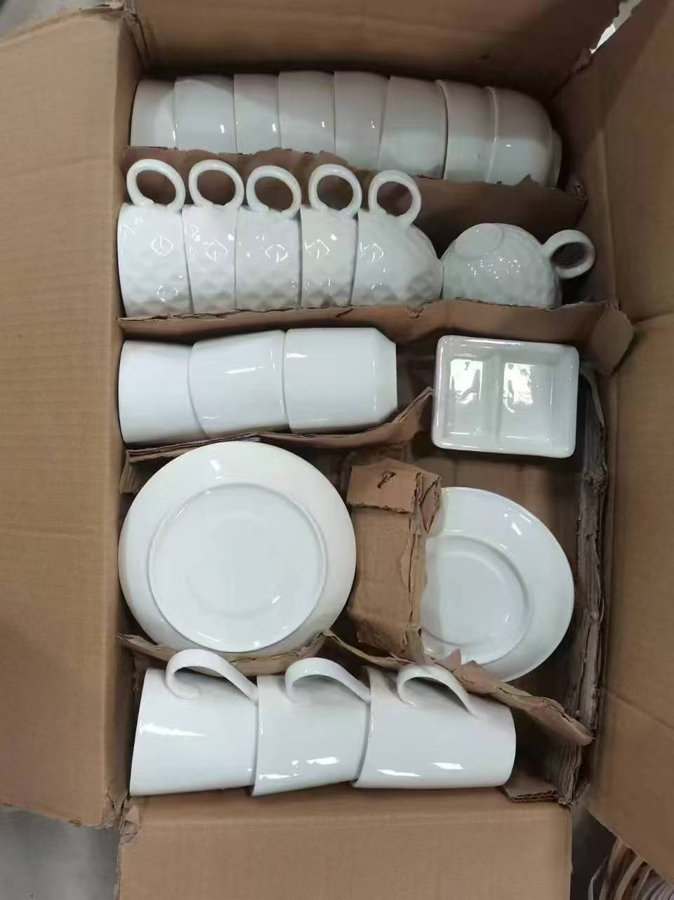 Wholesale Cheap Price White Ceramic Stock